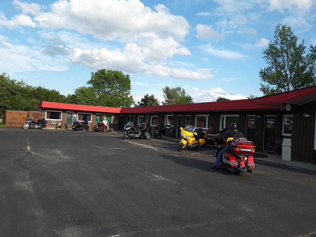 Timberland Motel Dryden Extérieur photo